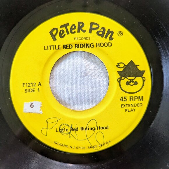 VTG Lot of 7 Peter Pan Records 45 RPM 60s Kids Songs Bonus Book Fairy Tale Sing - Picture 8 of 10